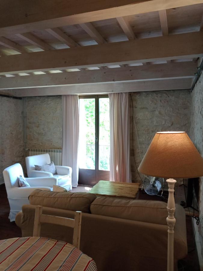 Mas De Karlotte Apartment Pernes-les-Fontaines Exterior photo